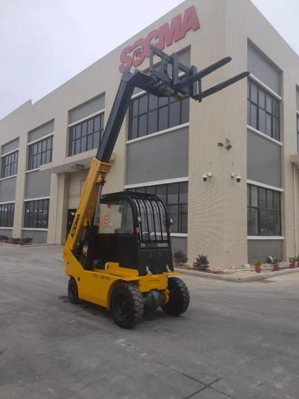 mini telehandler 1