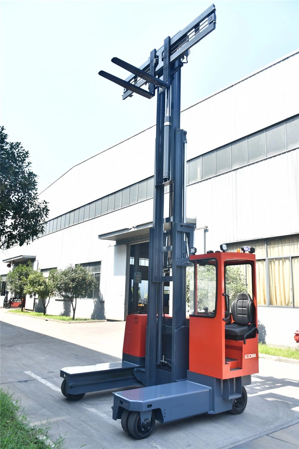 Factory Supply 4.5ton Full Electric Reach Truck 4500kg Pallet Stacker Seated Type With Cabin.