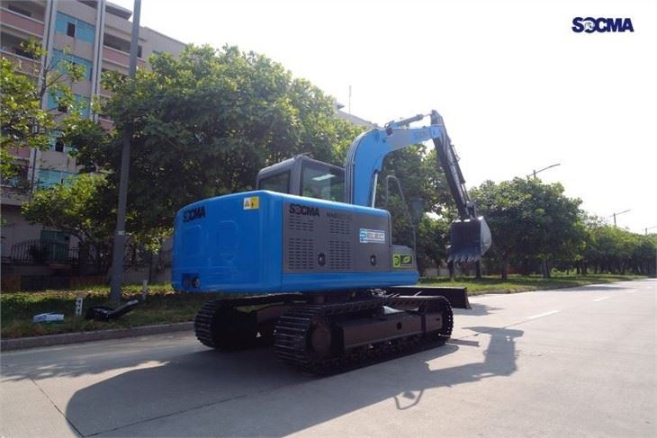 electric powered excavator