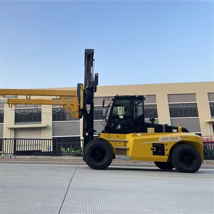 16 Ton Heavy Duty Forklift With Crane